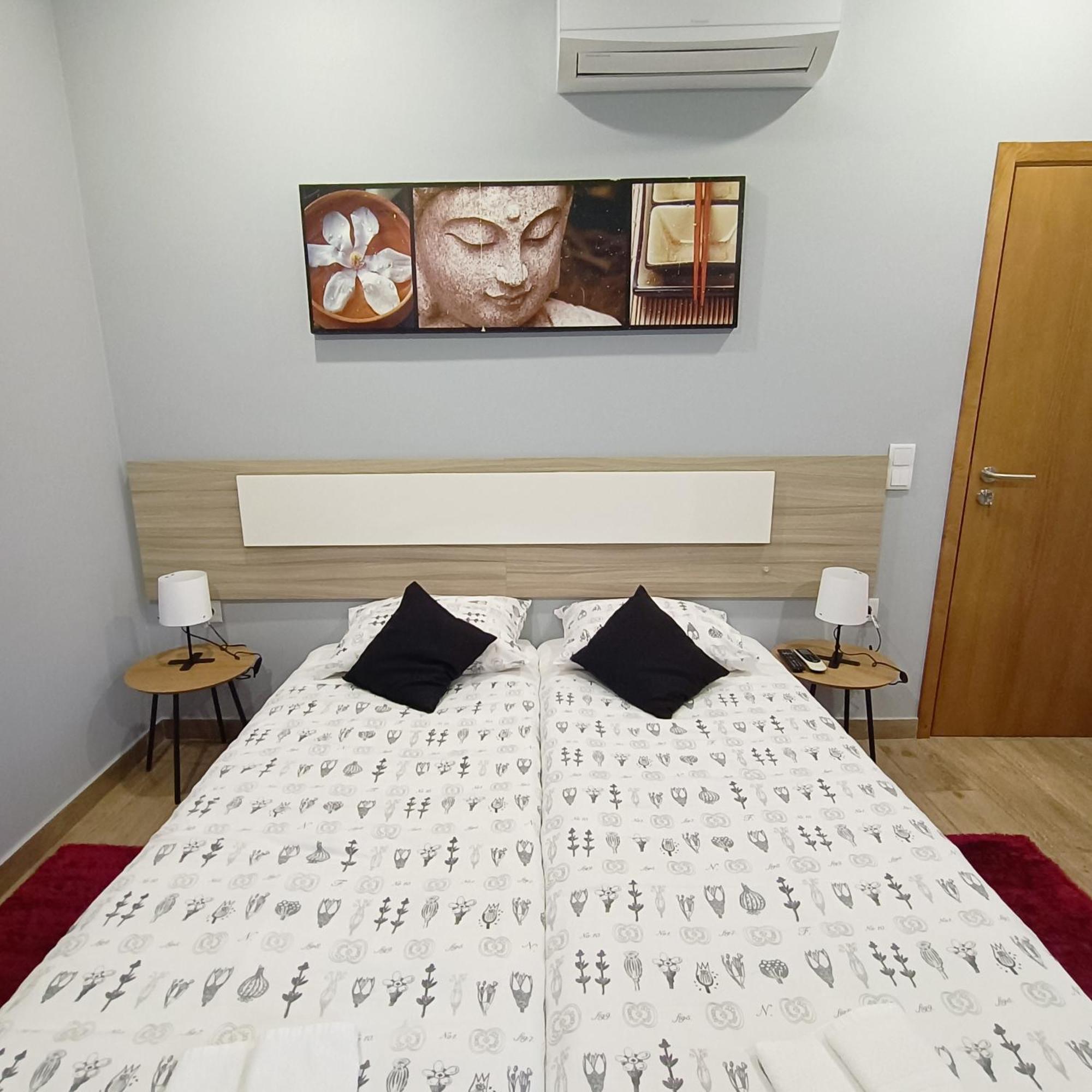 Good Vibes - Lagos Guesthouse Ngoại thất bức ảnh