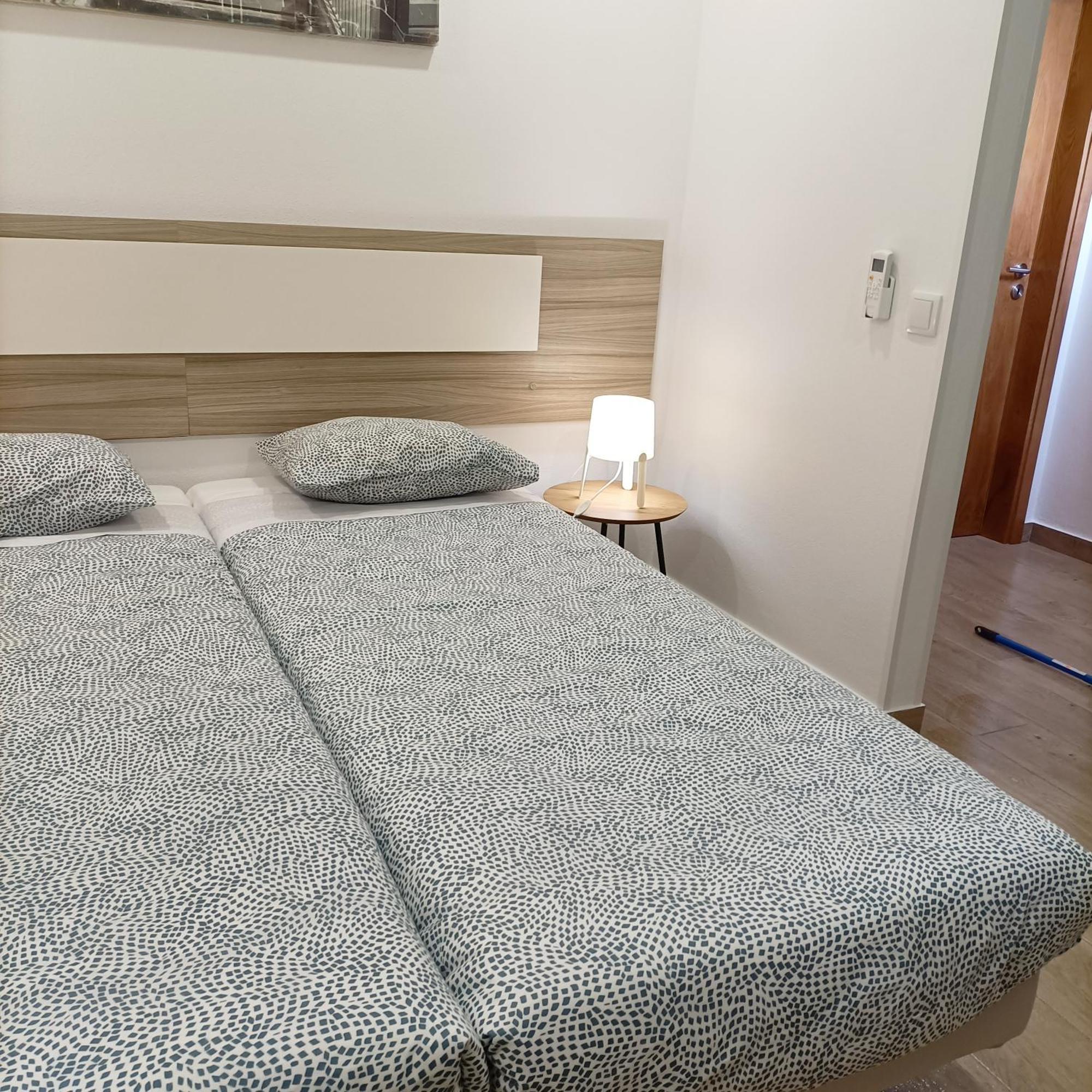 Good Vibes - Lagos Guesthouse Ngoại thất bức ảnh