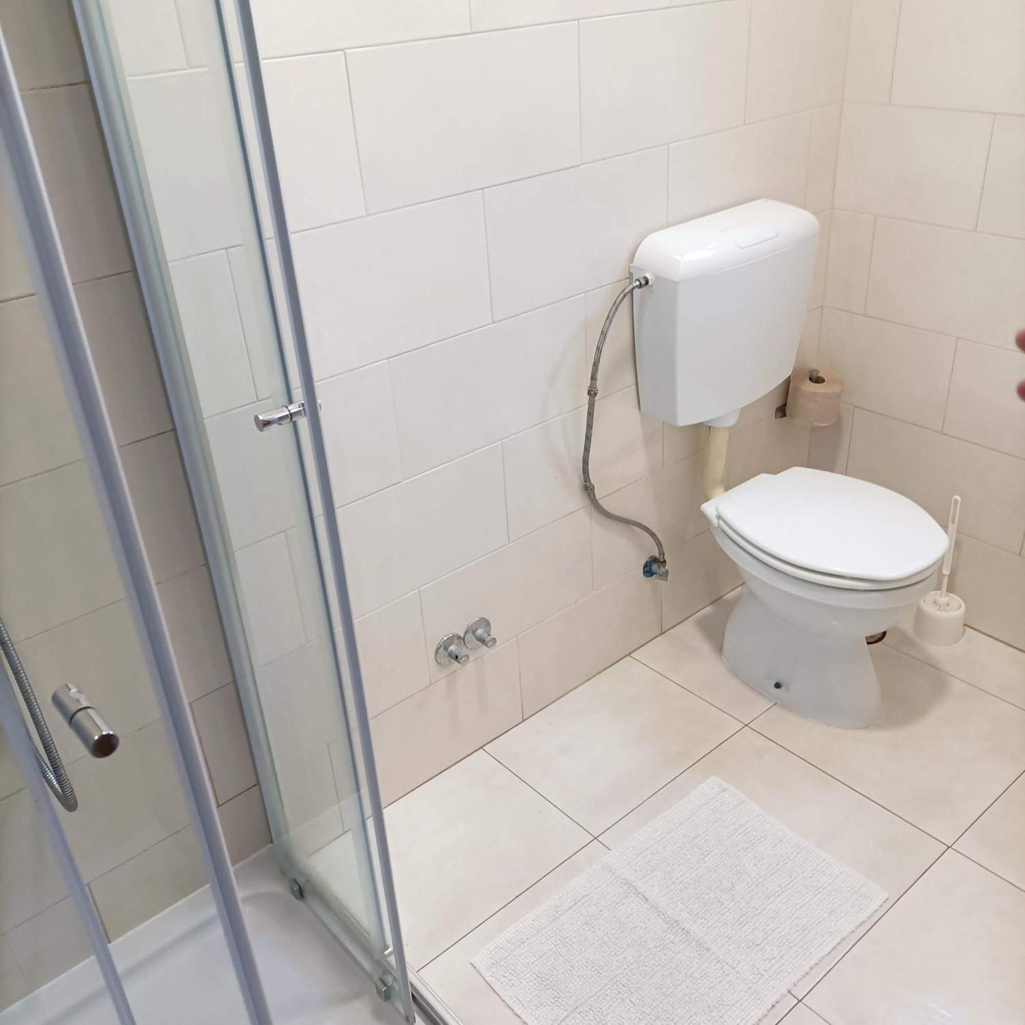 Good Vibes - Lagos Guesthouse Ngoại thất bức ảnh